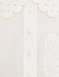 Clover Embroidered Blouse -Anneke shop unnamed file 566